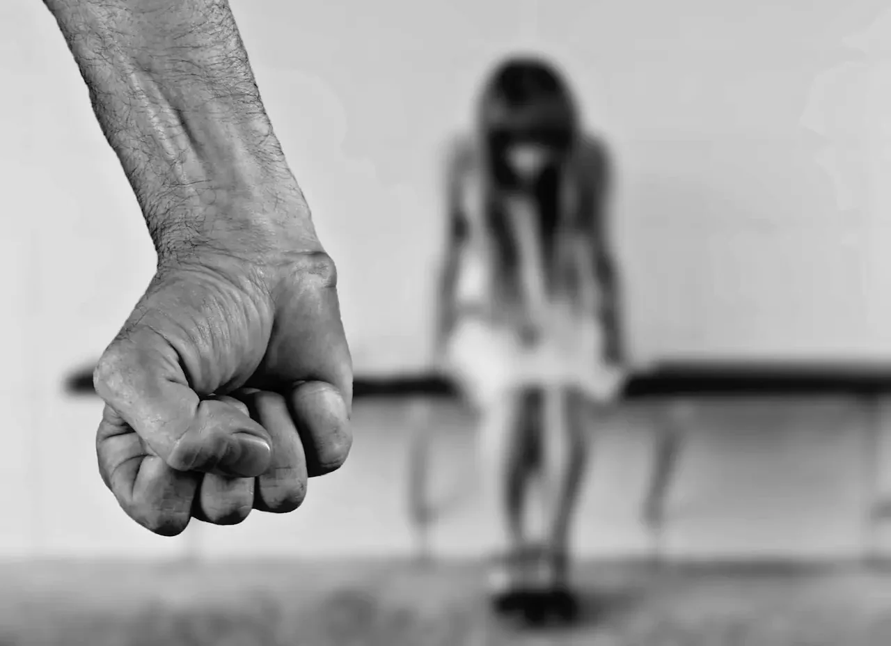 Violenza domestica: non sei sola,  esistono vie d’uscita